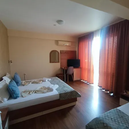 семеен детелини Приморско