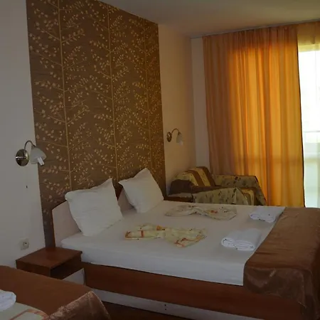 семеен детелини Hotel Primorsko