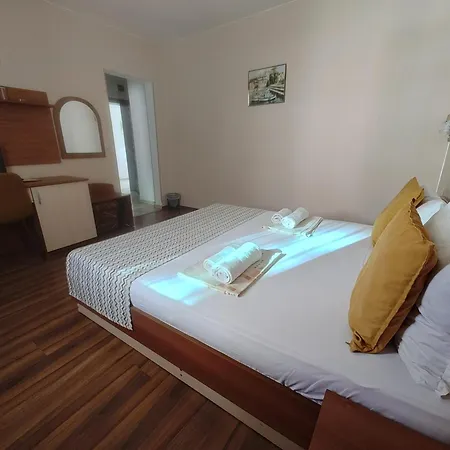 семеен детелини Hotel Primorsko