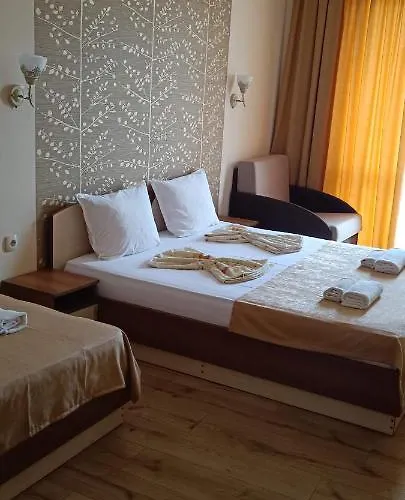 Hotel семеен детелини Primorsko